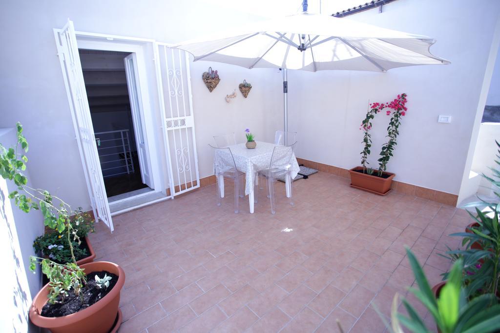 Dentrortigia Apartman Szirakúza Kültér fotó