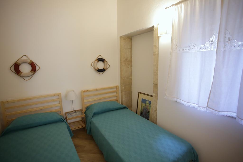 Dentrortigia Apartman Szirakúza Kültér fotó