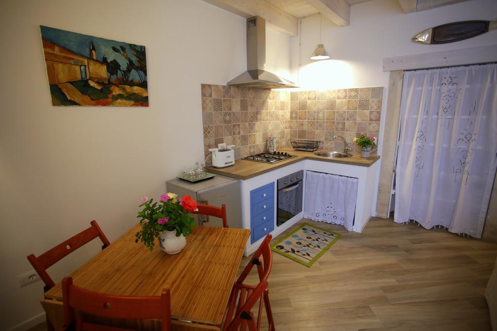 Dentrortigia Apartman Szirakúza Kültér fotó