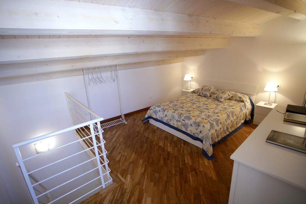 Dentrortigia Apartman Szirakúza Kültér fotó